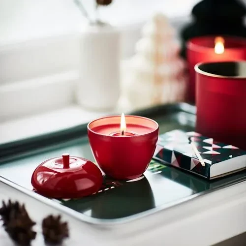 IKEA Vınterfınt Metal Kutuda Elma Şeklinde Kokulu Mum Kırmızı - Resim 3