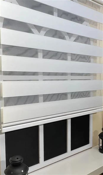 Zebra Stor Sert Plastik Kasalı Beyaz Perde STB 400V01-PD  Beyaz 200 x 200
