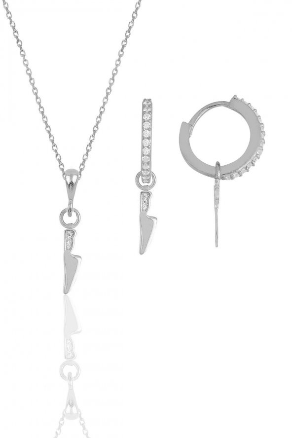 Gümüş rodyumlu zirkon taşlı bıçak modeli kolye ve küpe ikili set ürün görseli