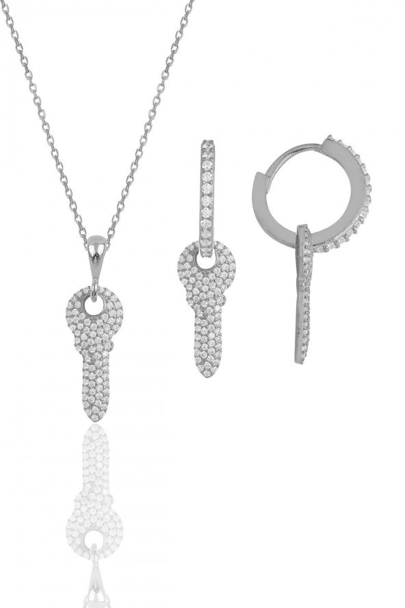 Gümüş rodyumlu zirkon taşlı anahtar kolye ve küpe ikili set - 1