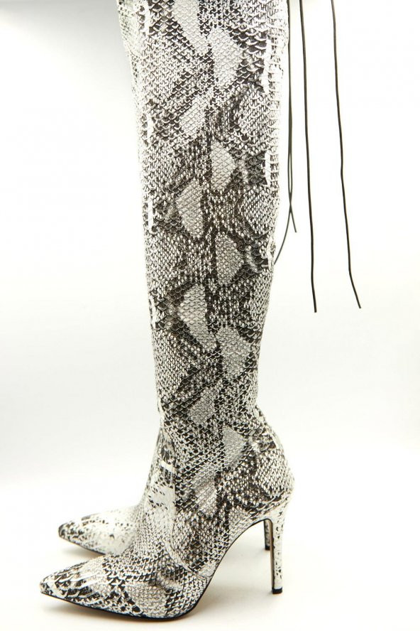 Yılan Derisi Kadın Çizme - 3