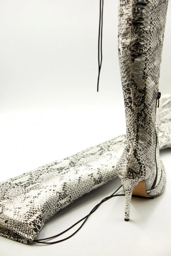 Yılan Derisi Kadın Çizme - 5