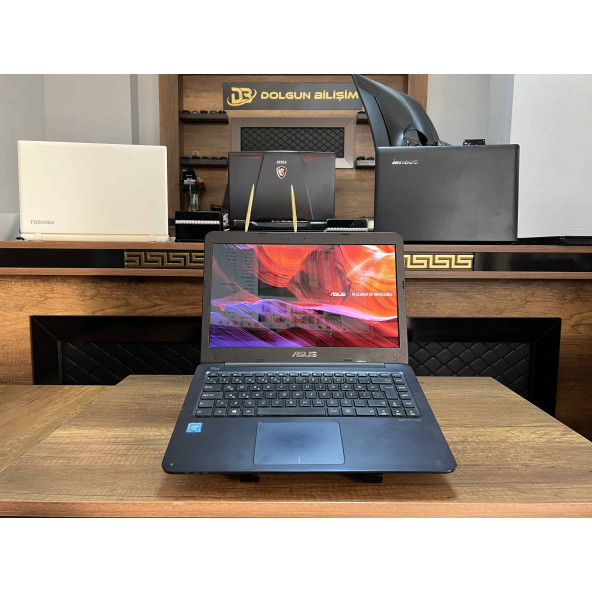 Asus E402NA-GA103T İKİNCİ EL Intel Celeron N3350 4GB 128GB 14" - 1
