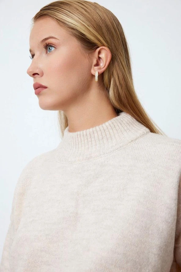 Gold Renk Halka Model Taşlı Gümüş Küpe - 8