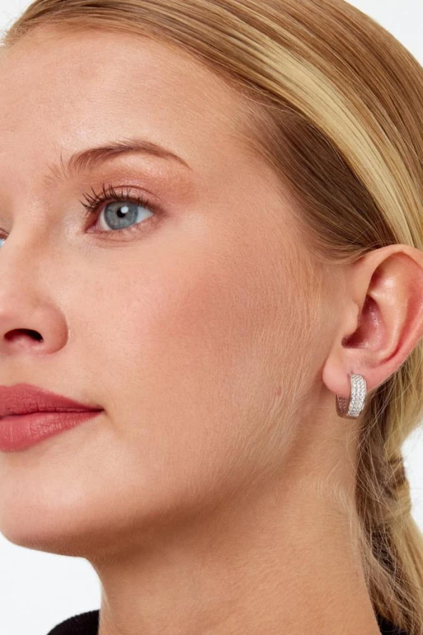 Beyaz Renk Yuvarlak Taşlı Model Gümüş Küpe - 11