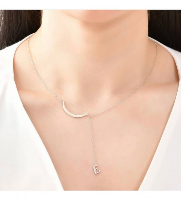 925 Ayar Ay Detaylı Kişiye Özel Harf Gümüş Kolye ürün görseli 1