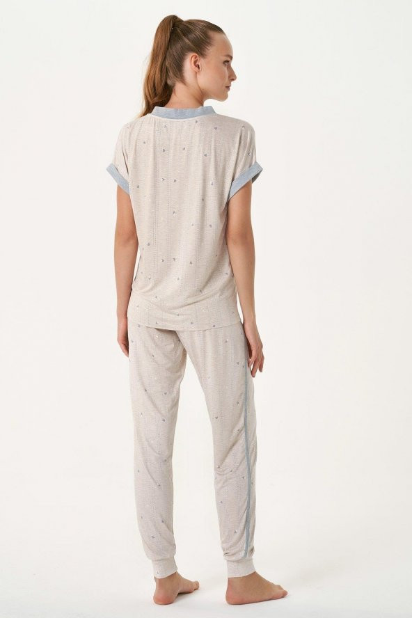 Kalpli Paça Manşetli Pijama Takımı