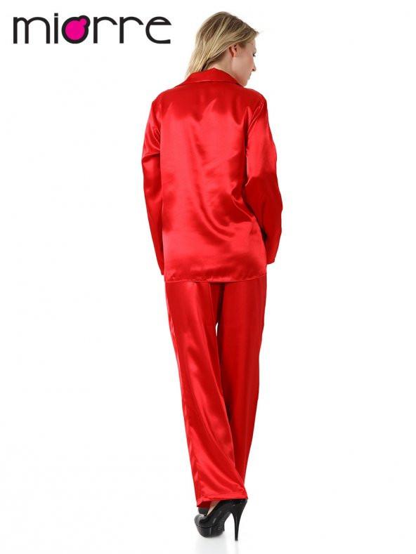 Kadın Uzun Kollu Önden Düğmeli Saten Pijama Takımı ürün görseli