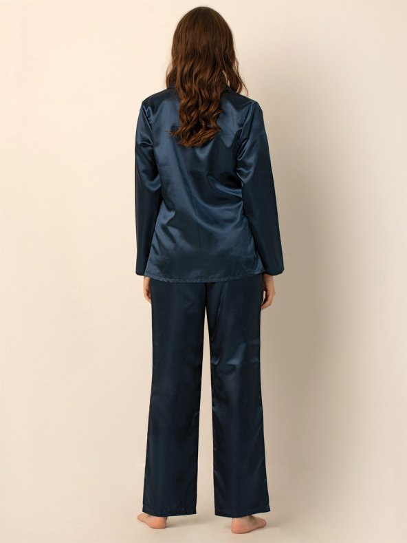 Uzun Kollu Saten Pijama Takımı ürün görseli