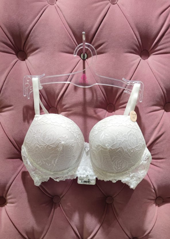 Dantelli Destekli Sütyen ürün görseli