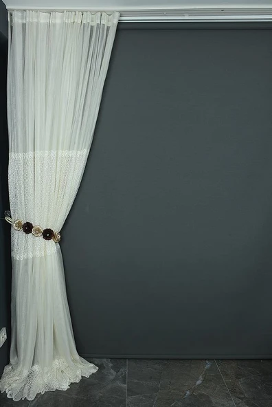 GÖBEKLİ DANTEL MODEL KREM RENK TEK KANAT Hazır dikilmiş Pileli Fon Perde 300*260 cm - Resim 4