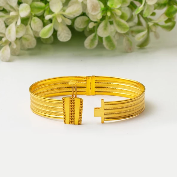 3 Sıralı Hasır Kelepçe Altın Bilezik - Resim 5