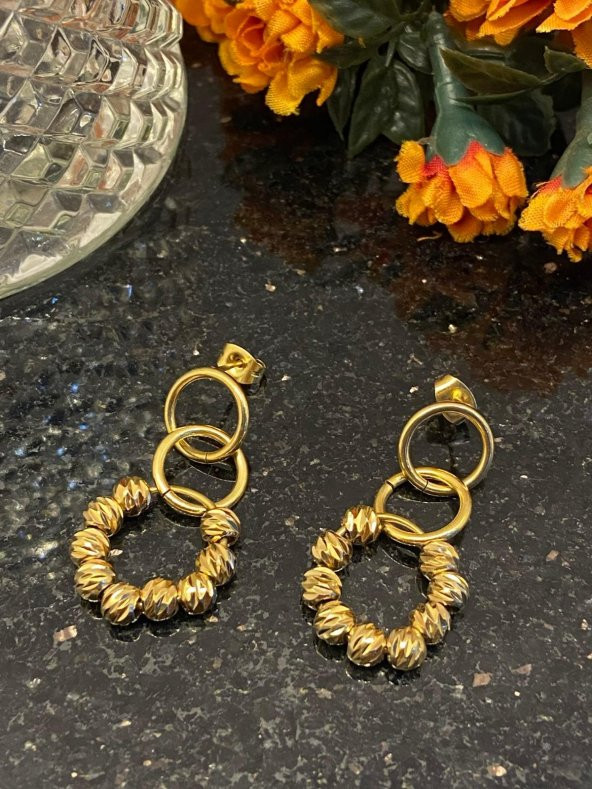Aksesuar Çarşısı Çelik Dorika Toplu Sallantılı Gold Küpe ürün görseli
