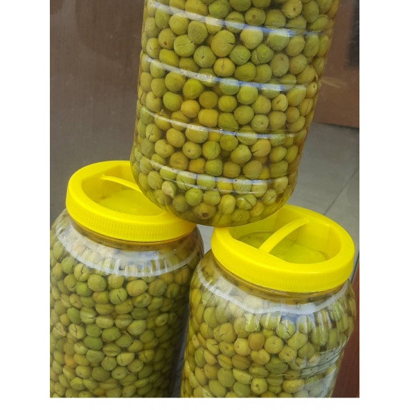 Halhalı kırma zeytin (3 lik pet kavanoz,net 2 kg)