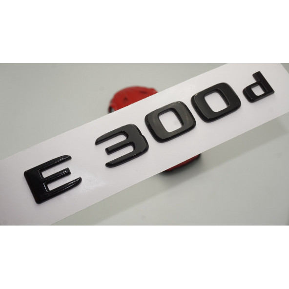 E 300d Bagaj Parlak Siyah ABS 3M 3D Yazı Logo
