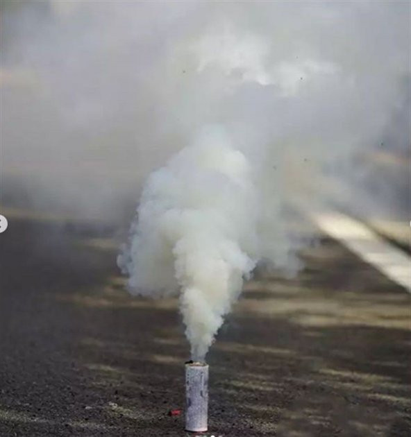 Beyaz Renk Sis Bombası Beyaz Duman 1 Adet - 3