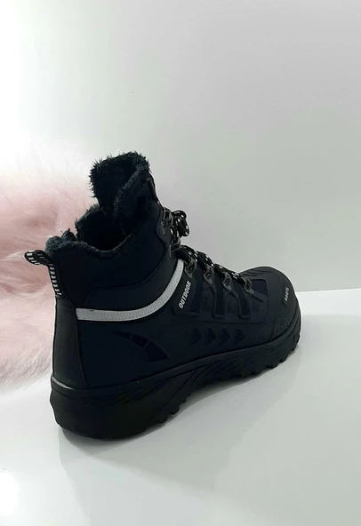 Stepway 8075 Siyah Kürklü Kaymaz Taban Erkek Bot - 8