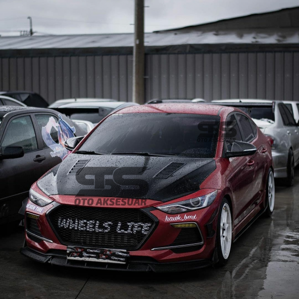 Hyundai Elentra 2016-2018 Uyumlu Yarasa Ayna Kapağı Sinyalli Piano Black Batman - 6