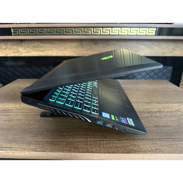 Monster Abra A5 V16.4 İKİNCİ EL Intel Core i5 9300H 16GB 500GB SSD GTX1650 15.6" FHD - 6