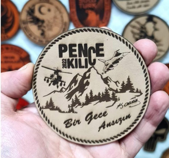 PENÇE KILIÇ HAREKATI - Deri PEÇ - Arma - Askeri Patch - Resim 2