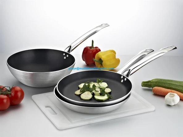 Krep Omlet Tavası