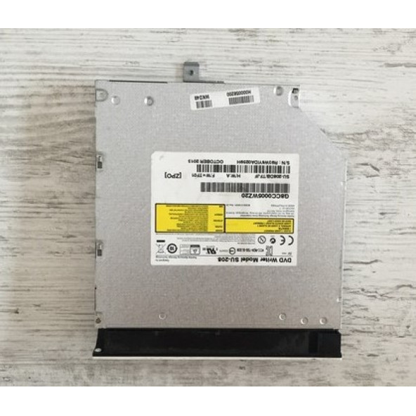 Toshıba Satellıte C55d A 14l Dvd Rw orjinal ikinci el