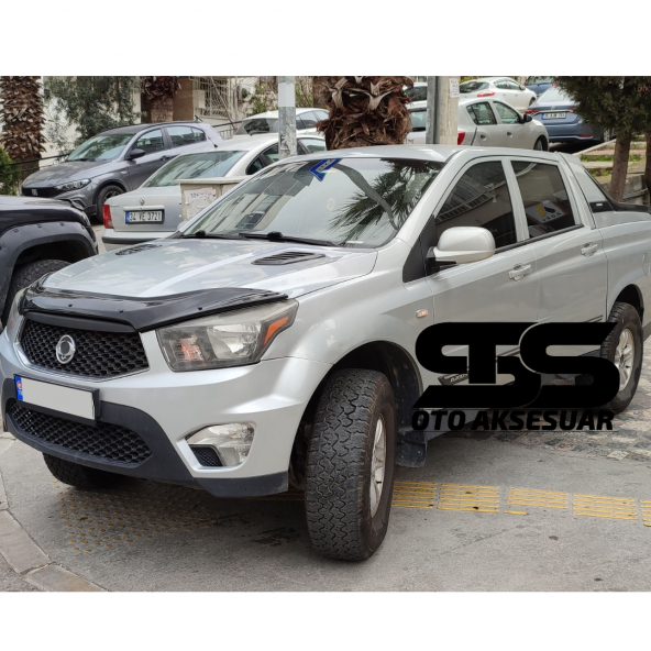 SsangYong Uyumlu Piano Black Kaput Üstü Havalandırma Izgarası - 2