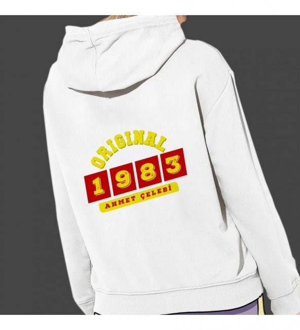 Kişiye Özel Sarı Kırmızı İsim Tarih Baskılı Kapşonlu Beyaz Unisex Sweatshirt HK2370 - 2