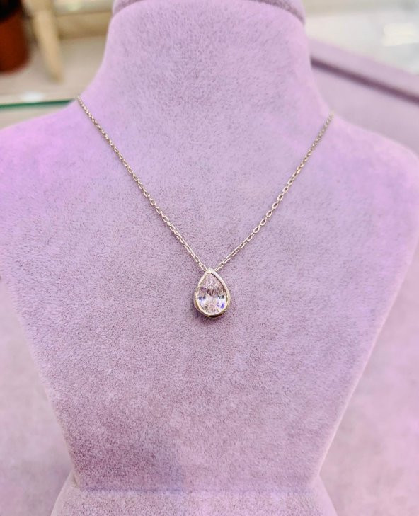 Damla Taş Model Kadın Özel Gün Hediyesi Gümüş Kolye