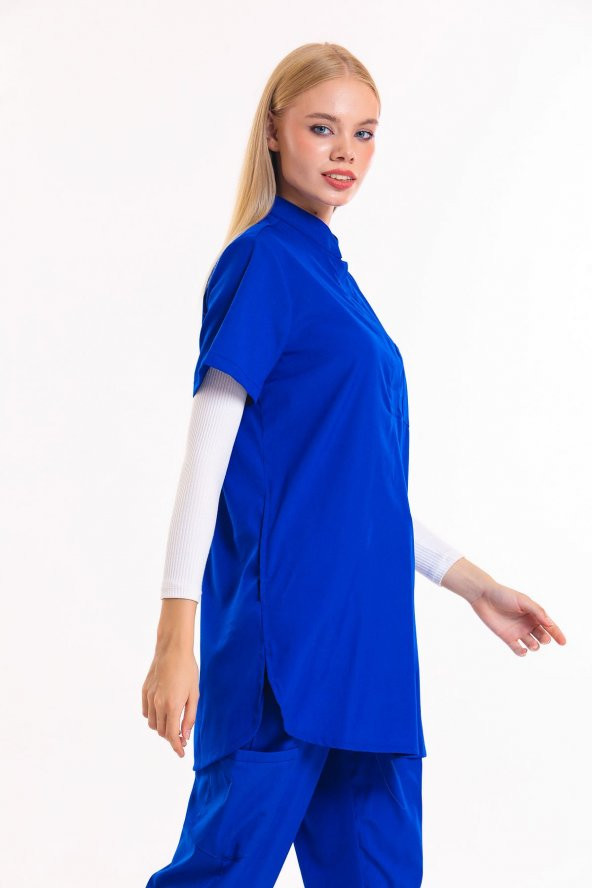 Wio Uniform MELİN - Kadın Likralı Royal Mavi Tesettür Üniforma Üst - Resim 3