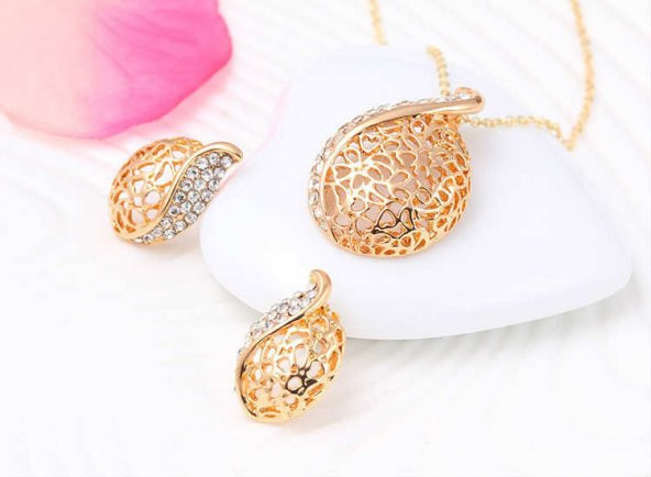 Worldshop YENİ TREND PIRLANTA TAŞ İŞLEMELİ TAKI SETİ, ahşap kutu içerisinde - 2