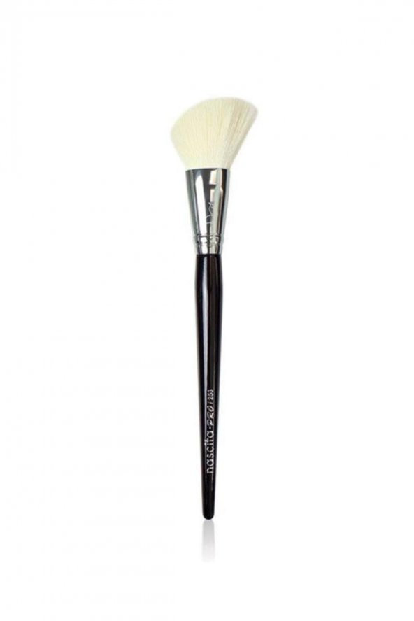 Nascita Pro Açılı Allık Fırçası Nasbrush