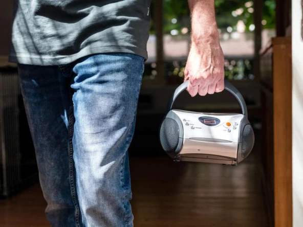 LENCO SCD-24 BEYAZ - CD ÇALARLI TAŞINABİLİR Müzik Seti STEREO FM RADYO - BEYAZ - 12