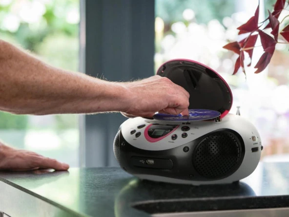 Lenco SCD-38 Pembe Taşınabilir Müzik Seti Radyo CD Çalar MP3 USB - 4