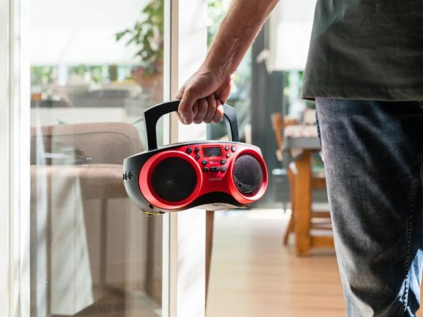 LENCO SCD-501 Kırmızı TAŞINABİLİR Müzik Seti FM RADYO BLUETOOTH ÖZELLİKLİ CD-USB OYNATICI - KIRMIZI - 9