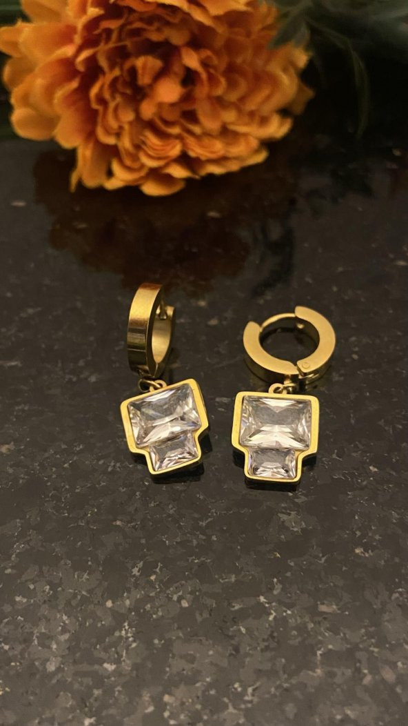 Aksesuar Çarşısı Sallantılı Baget Taş Küpe Gold - 4