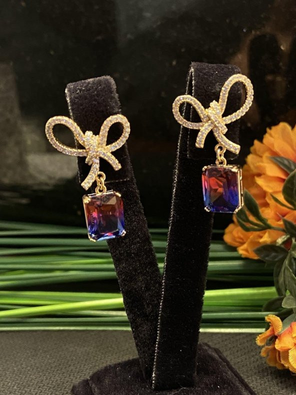 Aksesuar Çarşısı Fiyong Renkli Baget Taş Küpe ürün görseli