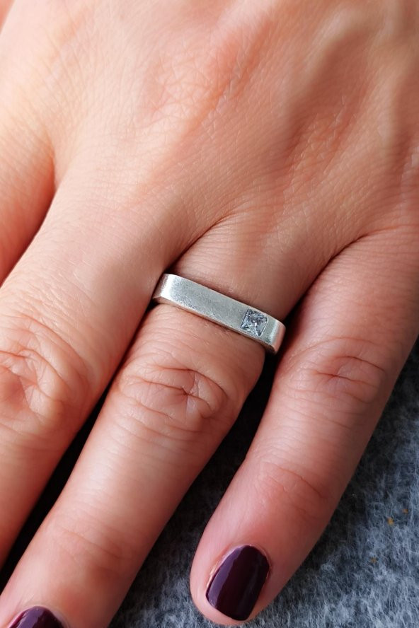 Taşlı Alyans Şekilli Kadın Yüzük Gümüş Kaplama Ayarlanabilir El Yapımı Kadın Yüzük ürün görseli 1