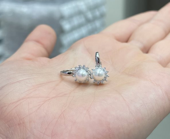 SilverPoint Zirkon Taş Detay İncili Gümüş Küpe - 2