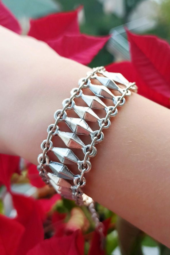Dörtgen Şekilli Kadın Bileklik Gümüş Kaplama El Yapımı Ayarlanabilir Kadın Bileklik ürün görseli 1