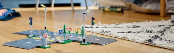 LEGO® City Yol Zeminleri 60304 - Çocuklar için Oyuncak Yapım Seti (112 Parça) - 5
