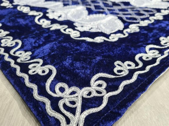 Verna Süzene İşlemeli Kadife Seccade Lacivert - Resim 6