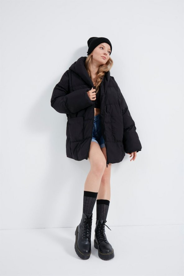 Bayan yeni model Şişme Kaban 44