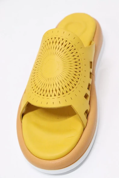 Pierre Cardin 7103 Kadın Sarı Terlik