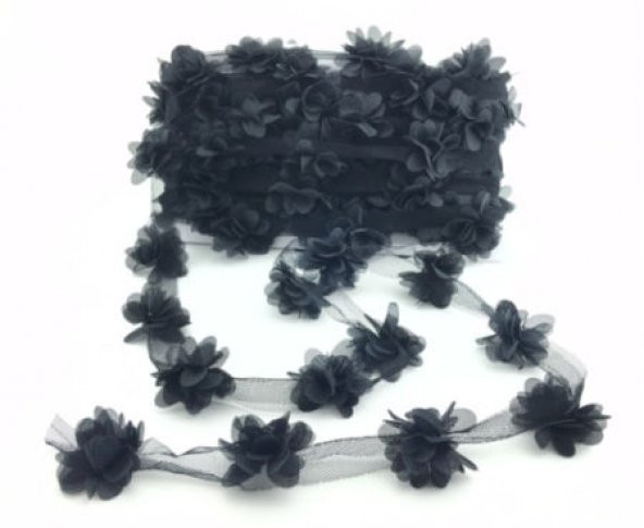 Benim Marifetlerim Siyah Lazer Kesim Çiçek Tül 4 Metre