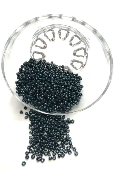 Koyu Mat Yeşil Kum Boncuk Orta Boy 3 mm 50 gr