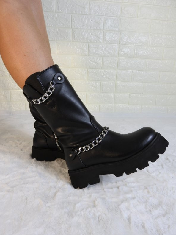 Kadın Zincir Detaylı Fermuarlı Siyah Kalın Taban Bot - Resim 2