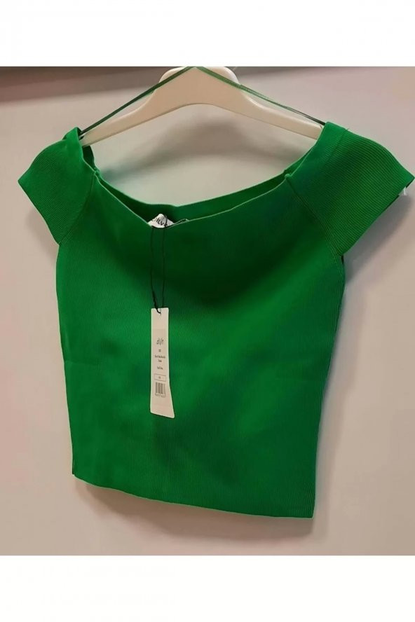 Kayık Yaka Kısa Kol Kazak