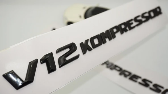 DK Tuning Benz V12 Kompressor Çamurluk Yanı Siyah Logo Amblem 2 Li Set ürün görseli