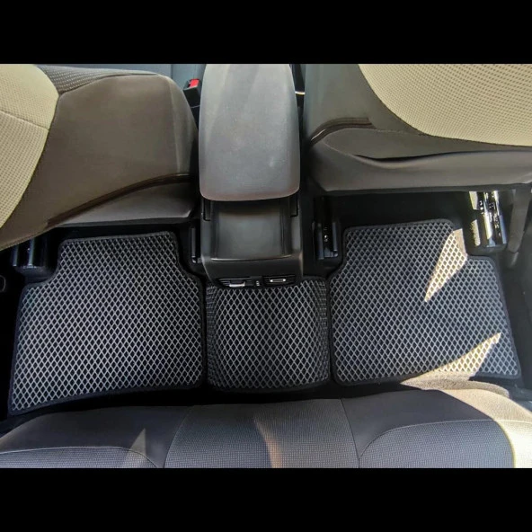 Bod Toyota Corolla Sedan 3D Havuzlu Paspas 2019 Sonrası ürün görseli